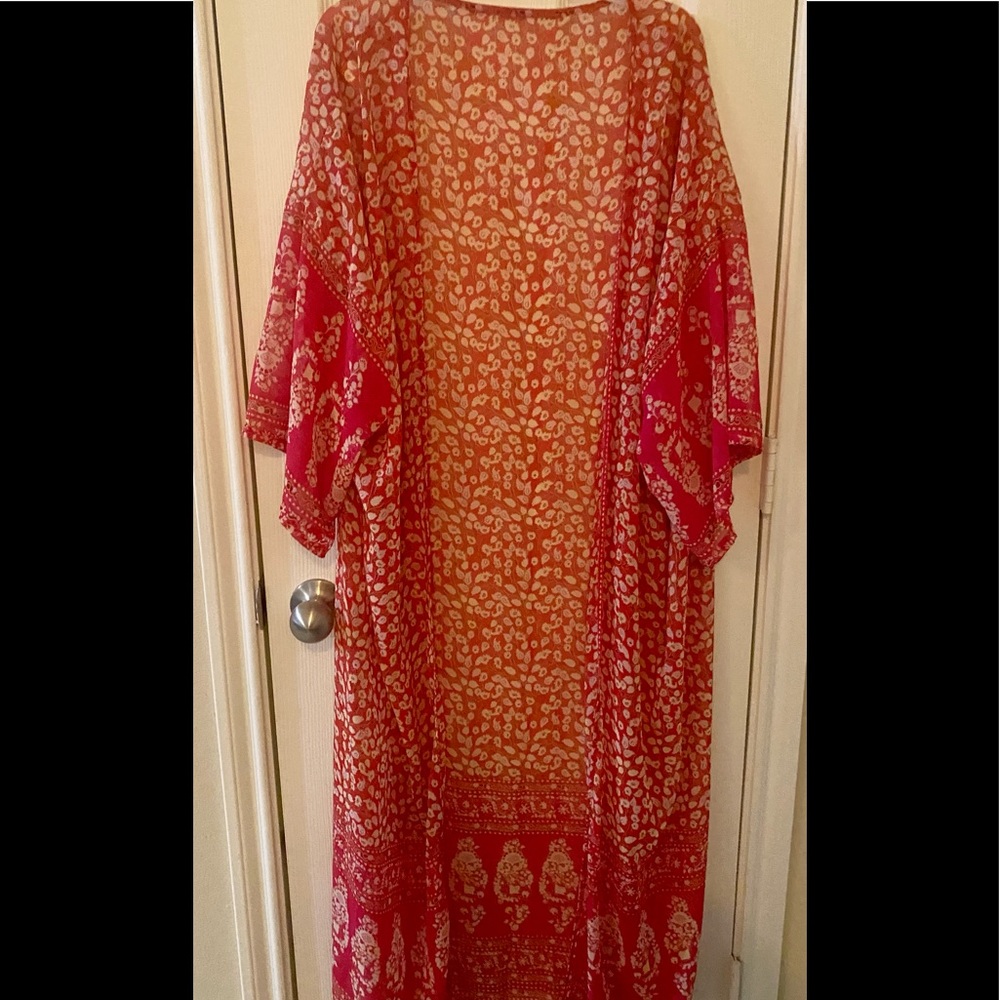 Women's Fuchsia color cardigan